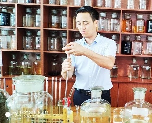 酱香白酒勾调大师赵仕蛟